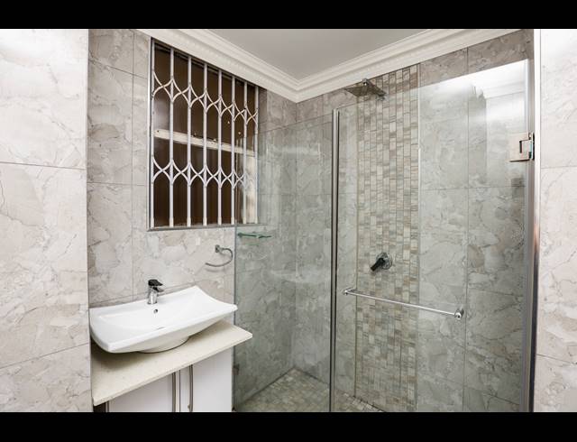 2 BEDROOM APARTMENT FOR SALE IN MORNINGSIDE